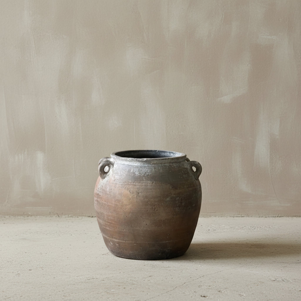 Vintage Dark Lug Pots - Design Vintage