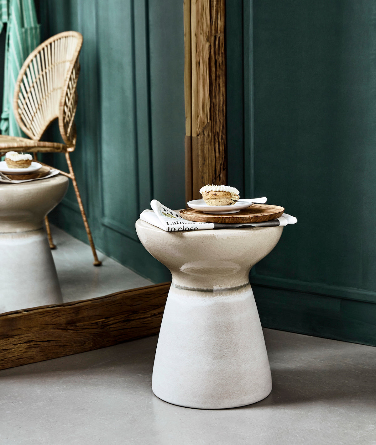 Earthenware Side Table - Design Vintage
