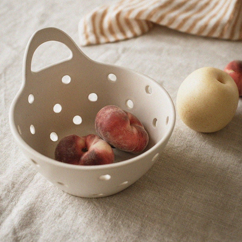 Palermo Stoneware Strainer