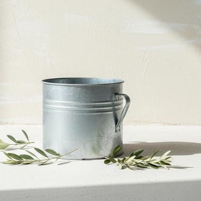 Vintage Zinc Planter - Design Vintage