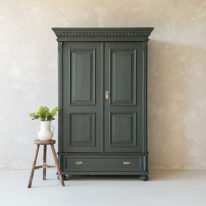 Vintage Cupboard 'Alma' - Design Vintage