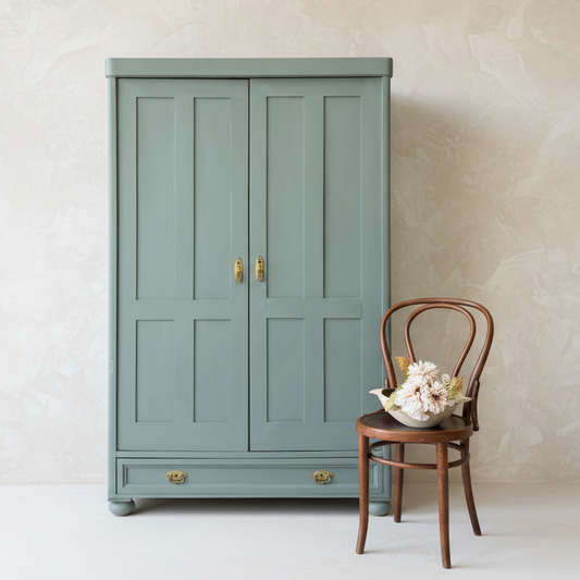 Vintage Cupboard 'Alma' - Design Vintage