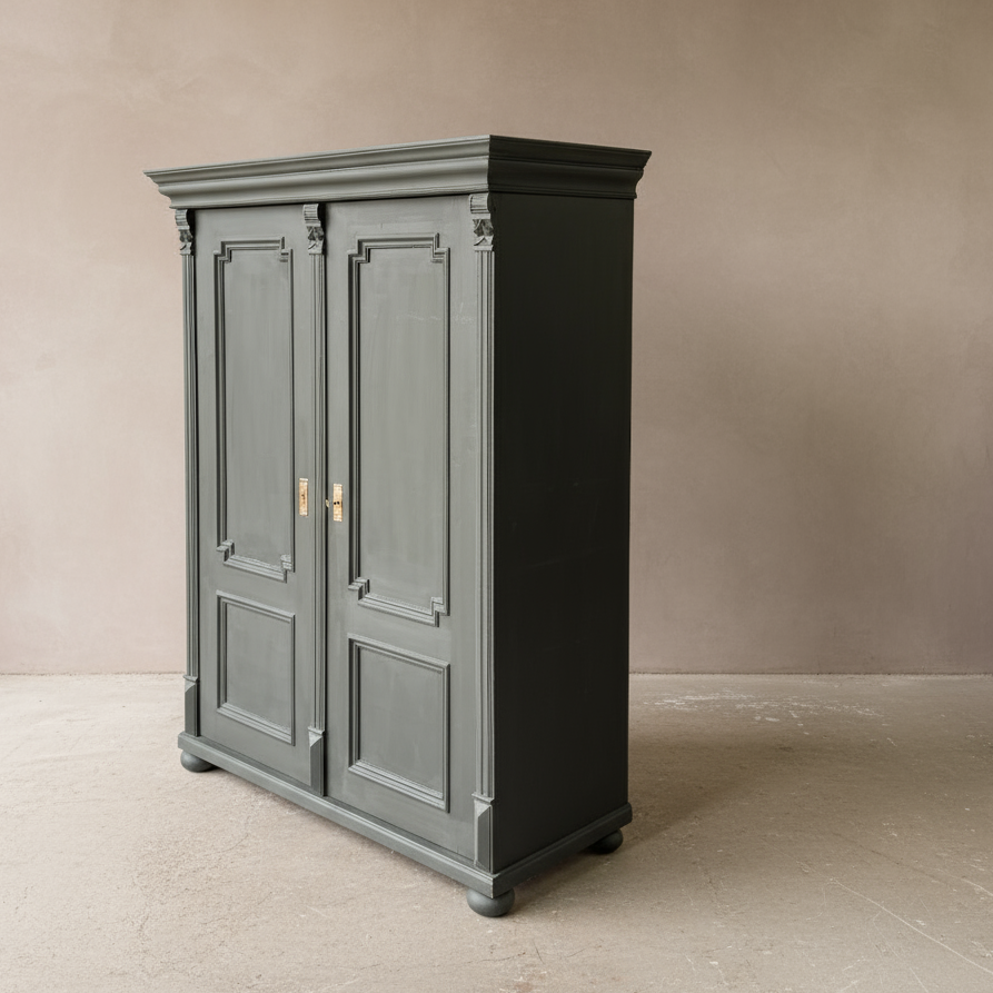 Vintage Cupboard 'Jude' - Design Vintage