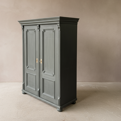 Vintage Cupboard 'Jude'