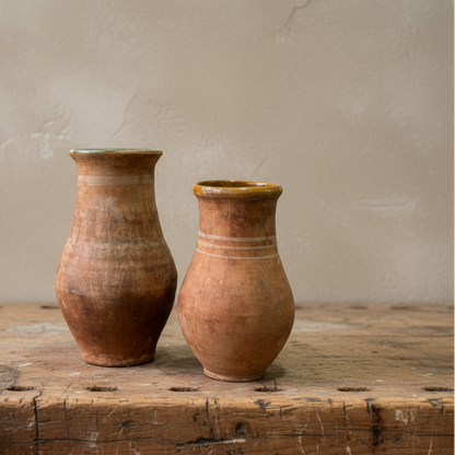 Vintage Hungarian Urn - Design Vintage