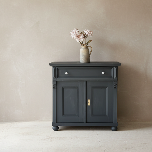 Vintage Cupboard 'Nora' - Design Vintage