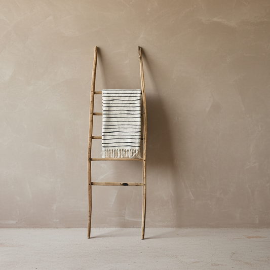 Vintage Wooden Ladder - Design Vintage