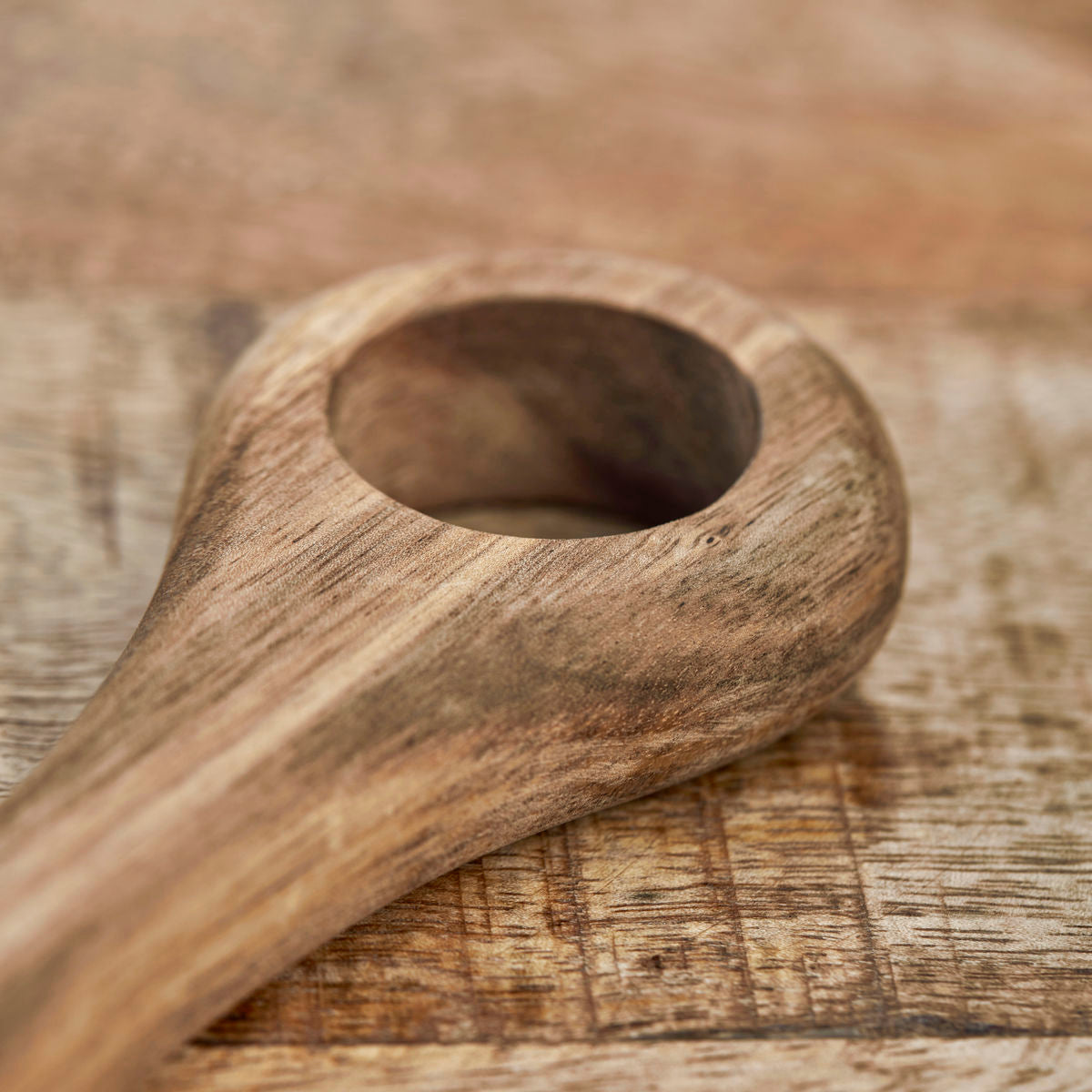 Long Acacia Chopping Board - Design Vintage