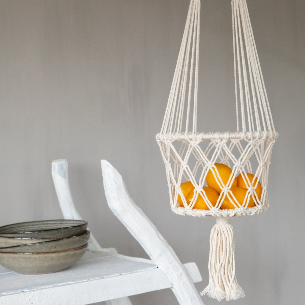 Macrame Plant Holder - Design Vintage