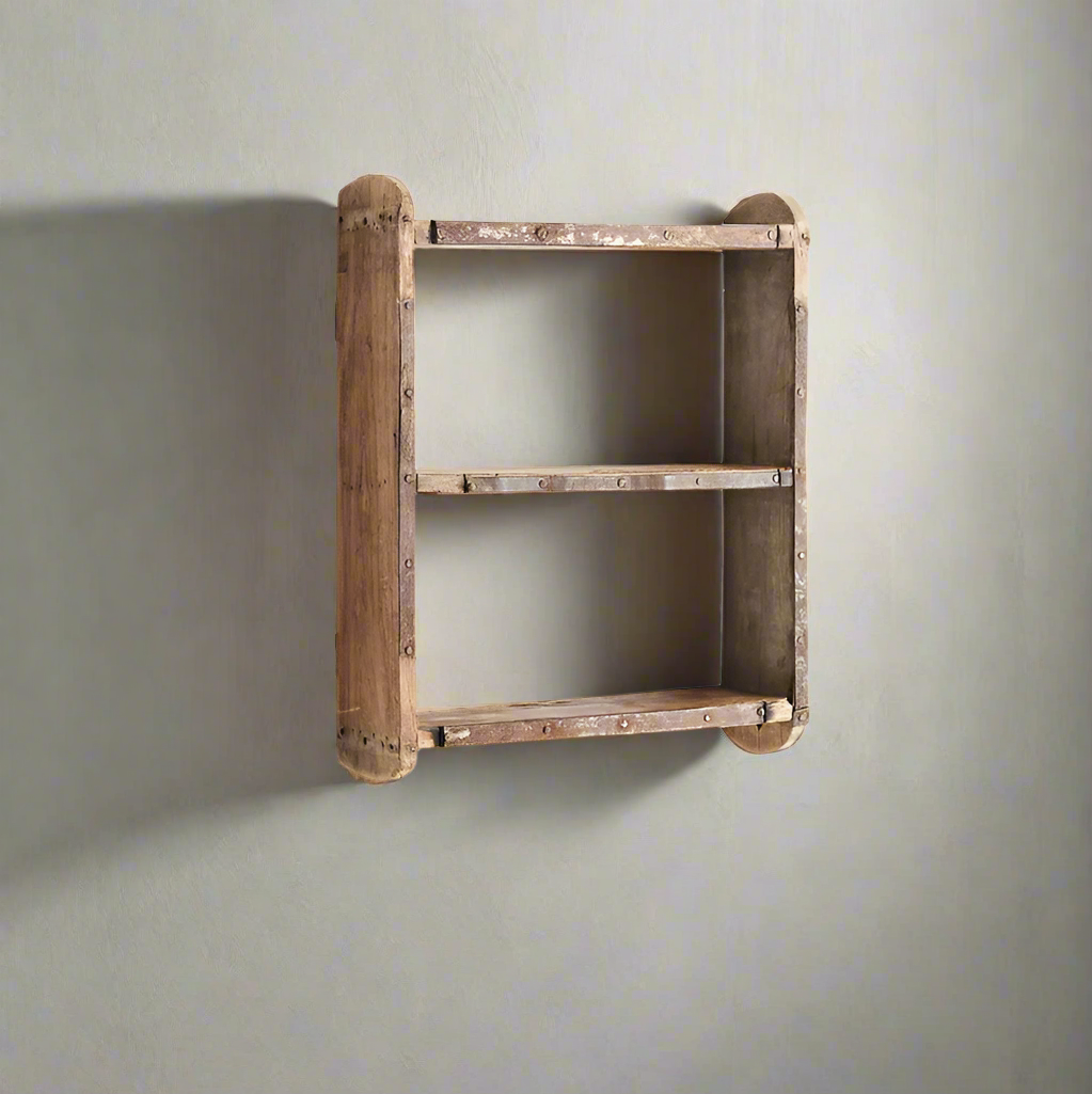 Reclaimed Wooden Shelf - Design Vintage