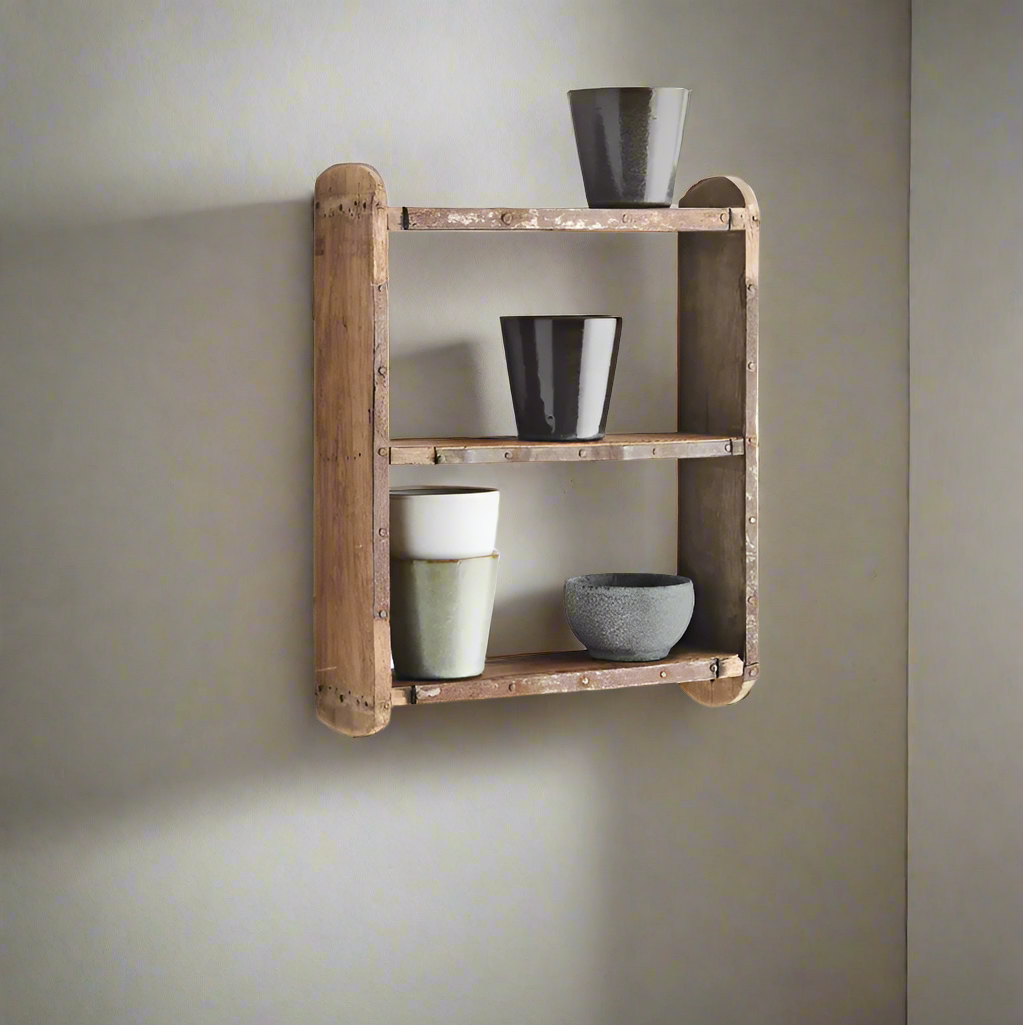 Reclaimed Wooden Shelf - Design Vintage