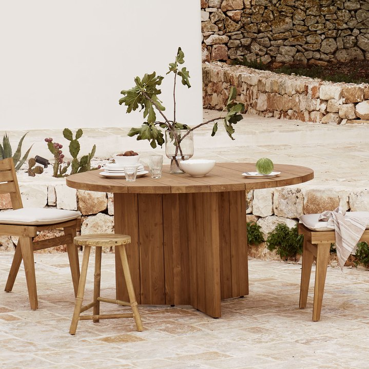 Reclaimed Teak Round Dining Table - Design Vintage