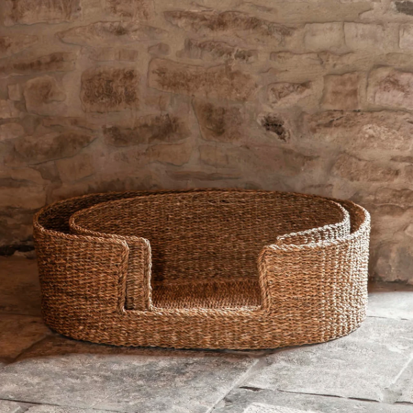 Seagrass Dog Bed - Design Vintage