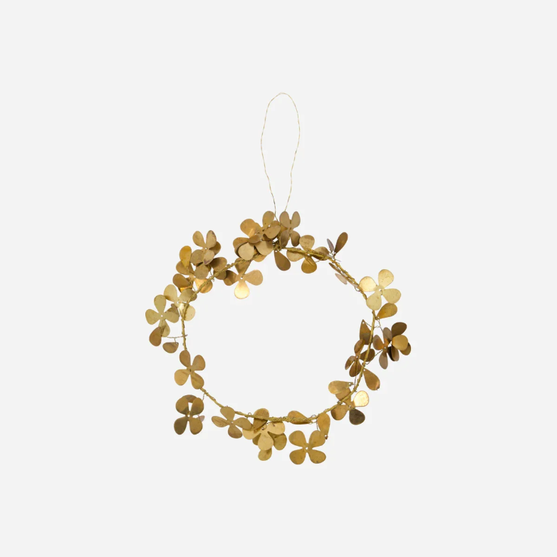 Brass Clover Wreath