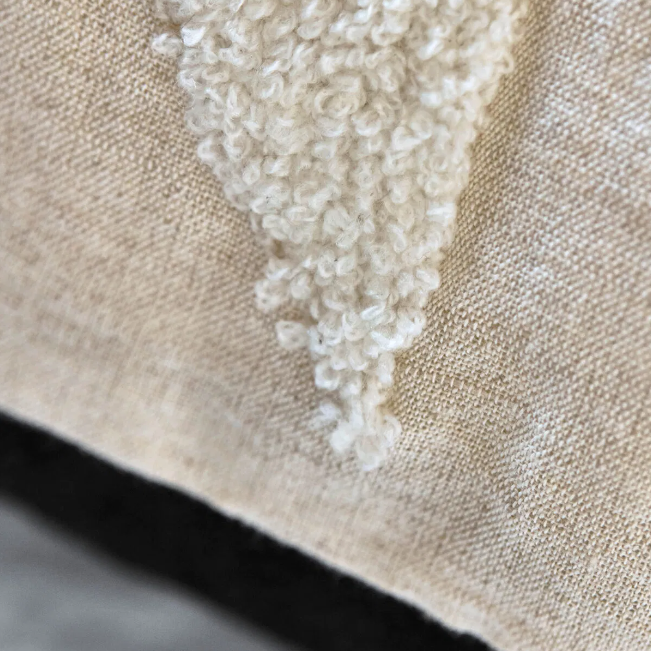 Nord Tufted Cushion - Design Vintage