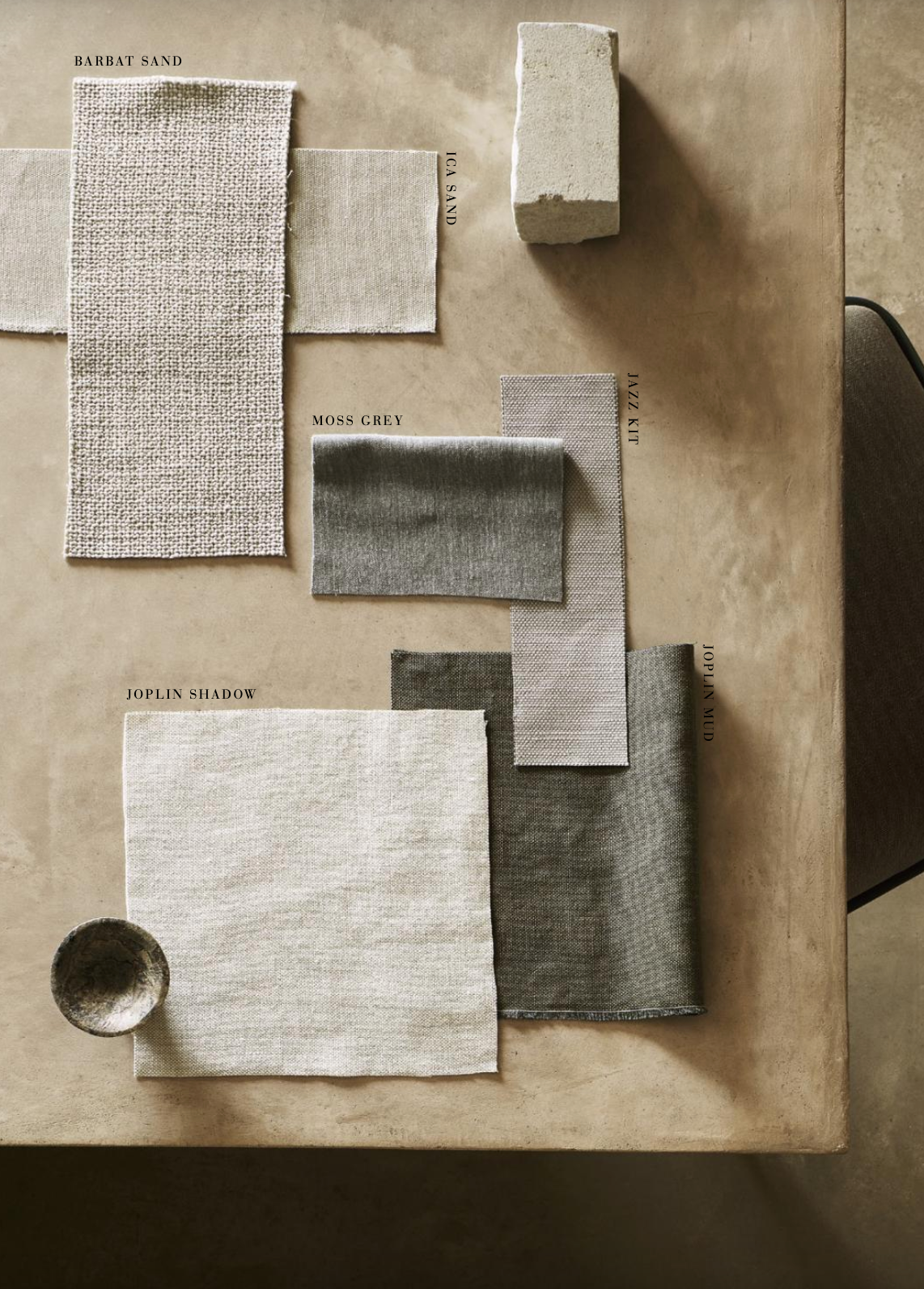 Linen Pouf - Design Vintage