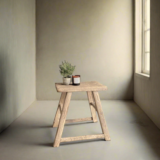 Vintage Elm Side Table 'Adi' - Design Vintage
