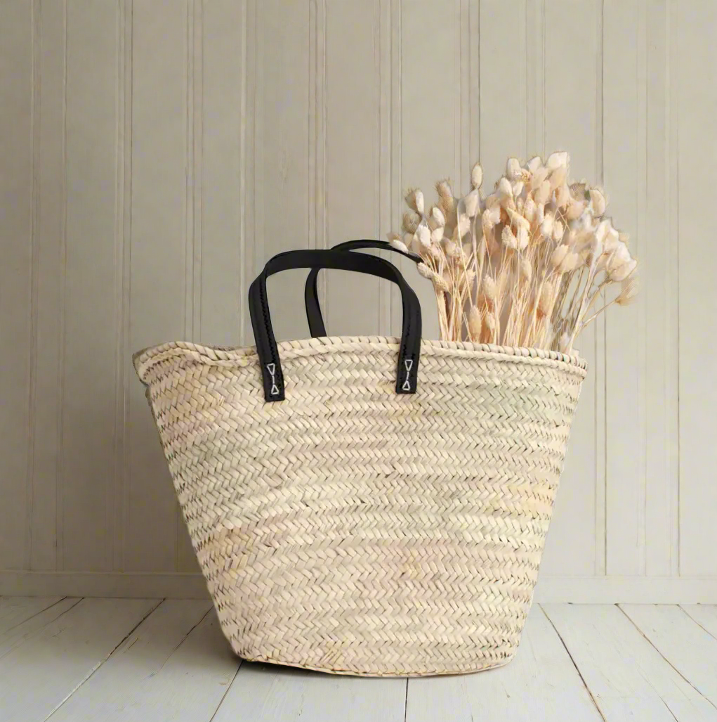 Parisienne Black Handle Basket - Design Vintage