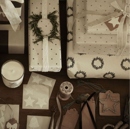 Sage Flores Gift Wrap