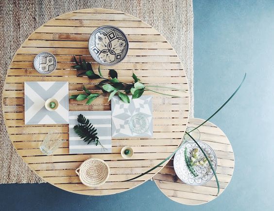 Round Bamboo Coffee Table - Design Vintage