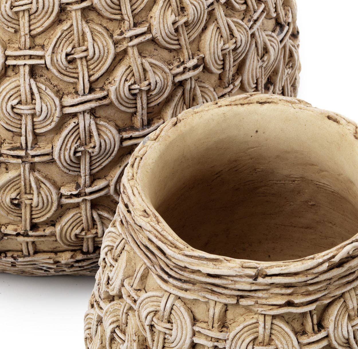 Knot Concrete Planter - Design Vintage