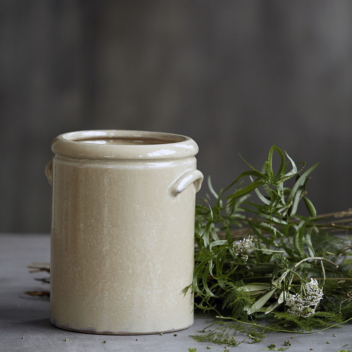 Small Pottery Flowerpot - Design Vintage