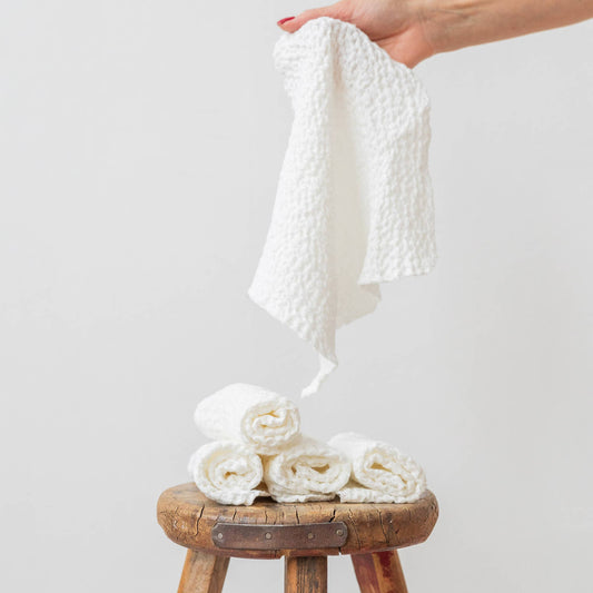 Set of 5 White Waffle Face Cloths - Design Vintage