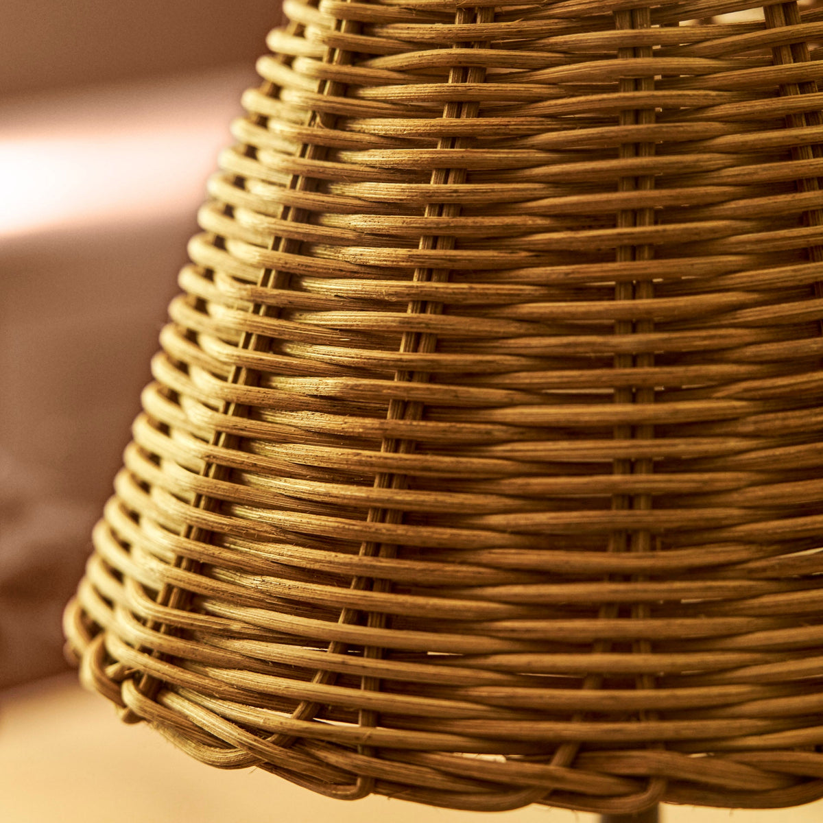 Rechargeable Rattan Table Lamp - Design Vintage
