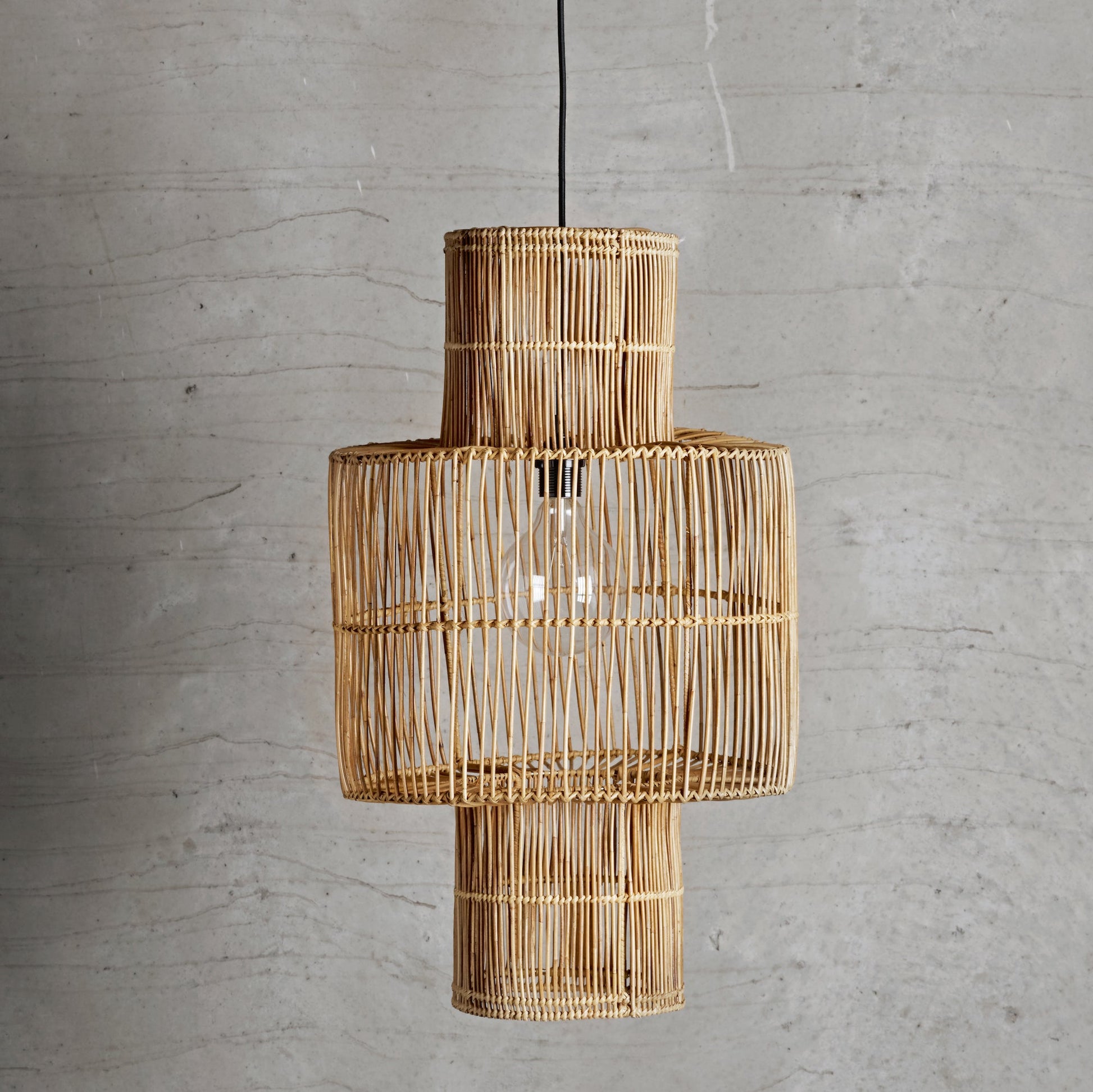 Shaped Rattan Lampshade - Design Vintage