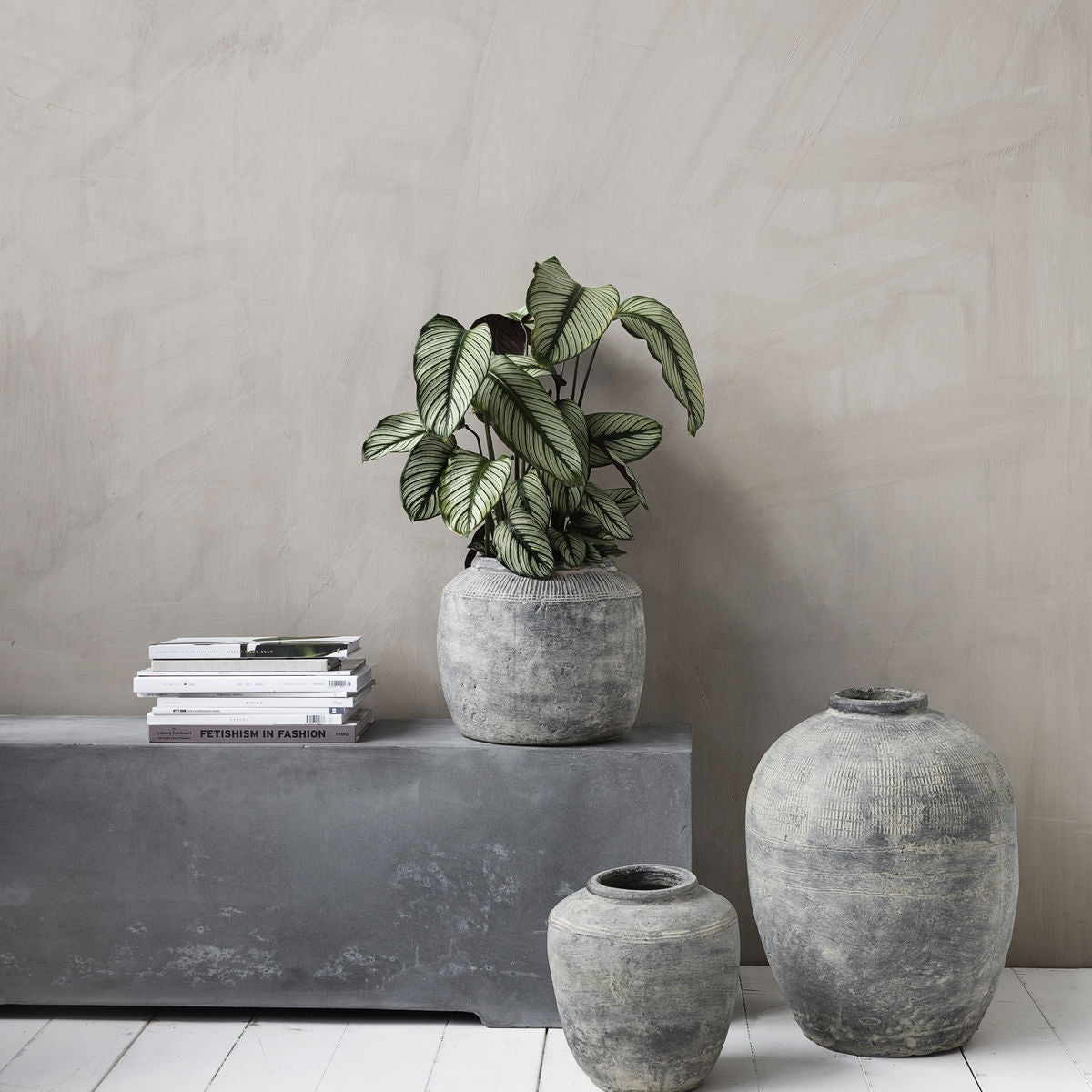 Rustic Concrete Vase - Large - Design Vintage