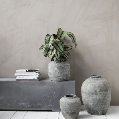 Rustic Concrete Vase - Large - Design Vintage