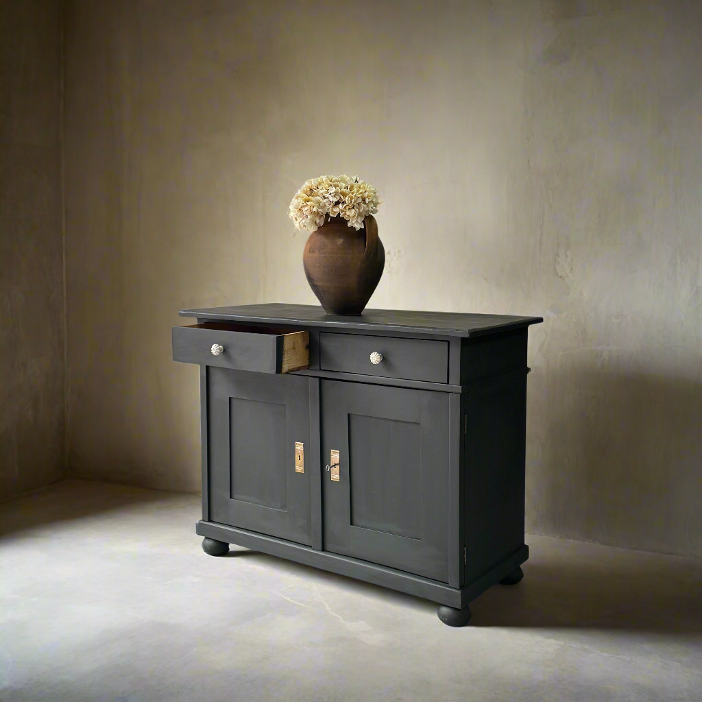 Vintage Sideboard Cupboard 'Alfie' - Design Vintage