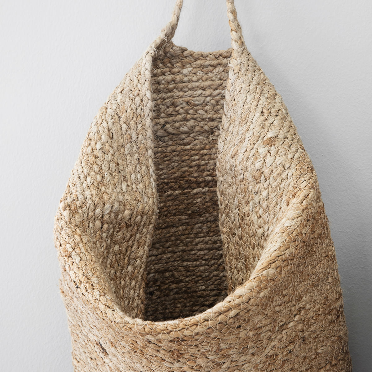 Wall Hung Basket - Design Vintage