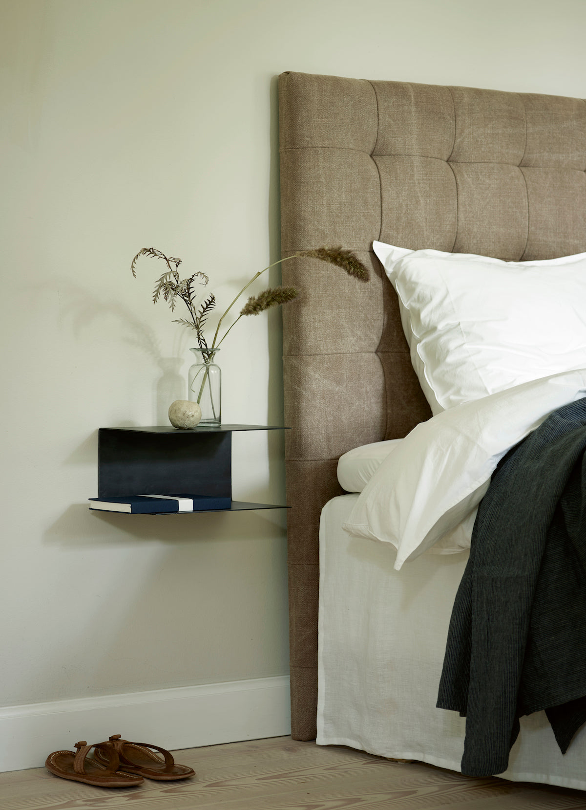 Steel Bedside Tables - Design Vintage