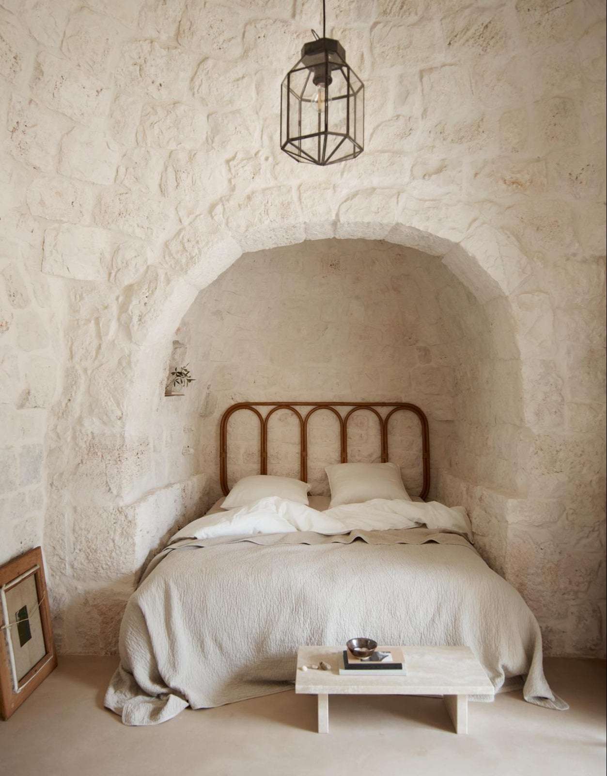 Mano Rattan Headboard
