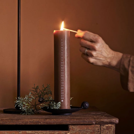 Hazel Calendar Candle